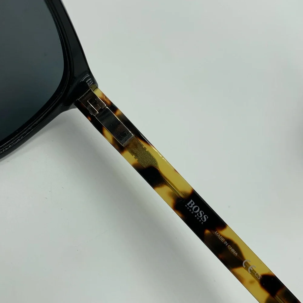 Boss Orange BO0215 Black Tortoise Oval Sunglasses - Picture 6 of 6